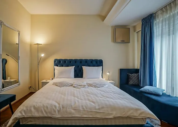 Lejlighed Lovely - 3 Bdr. Serviced In Old Town *
